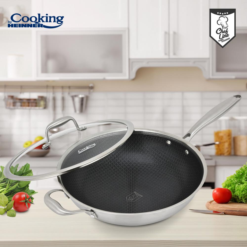TIGAIE WOK INOX + CAPAC STICLA 30x8.5 CM, 4.5L, TITANIUM3, COOKING BY HEINNER