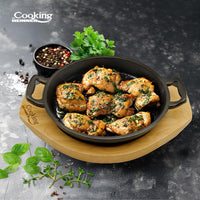 TIGAIE SERVIRE FONTA PURA CU SUPORT DE LEMN DIA 20 CM, COOKING BY HEINNER