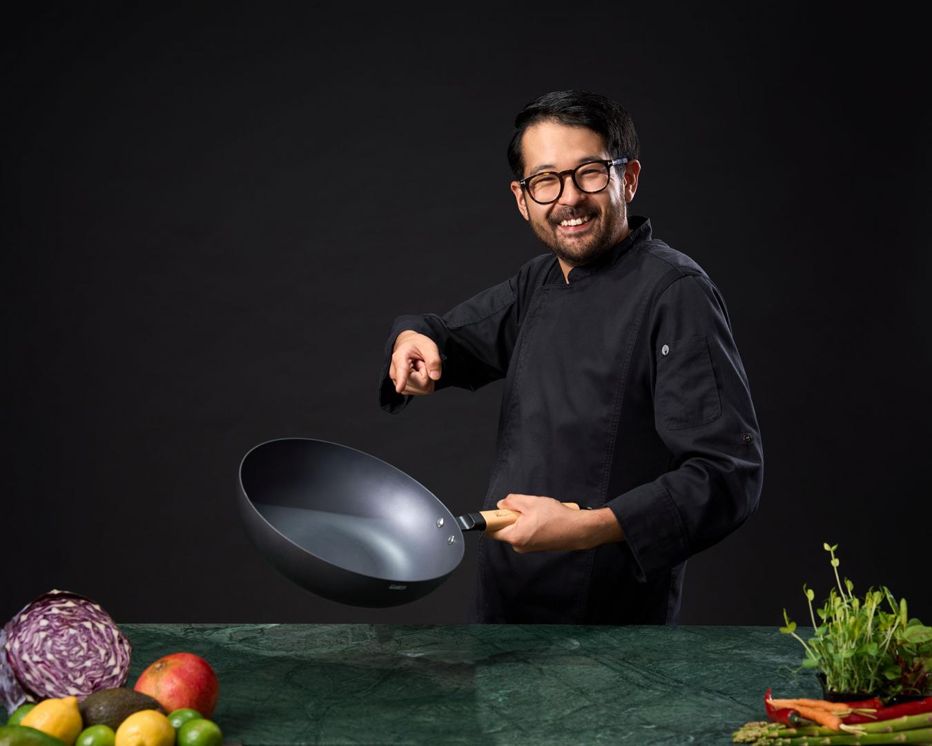 TIGAIE WOK 32X9 CM, RIKITO WATANABE, SAMURAI GOURMET, COOKING BY HEINNER